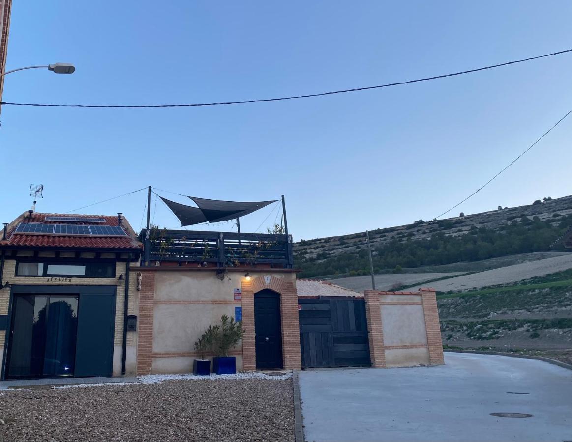 Casa Rural Atelier - Jardin Y Terraza Velliza Exterior photo